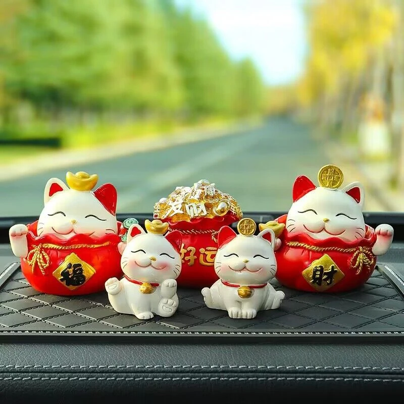 乌市发货/招财猫汽车摆件可爱卡通饰品流行爆款摆件【包邮】