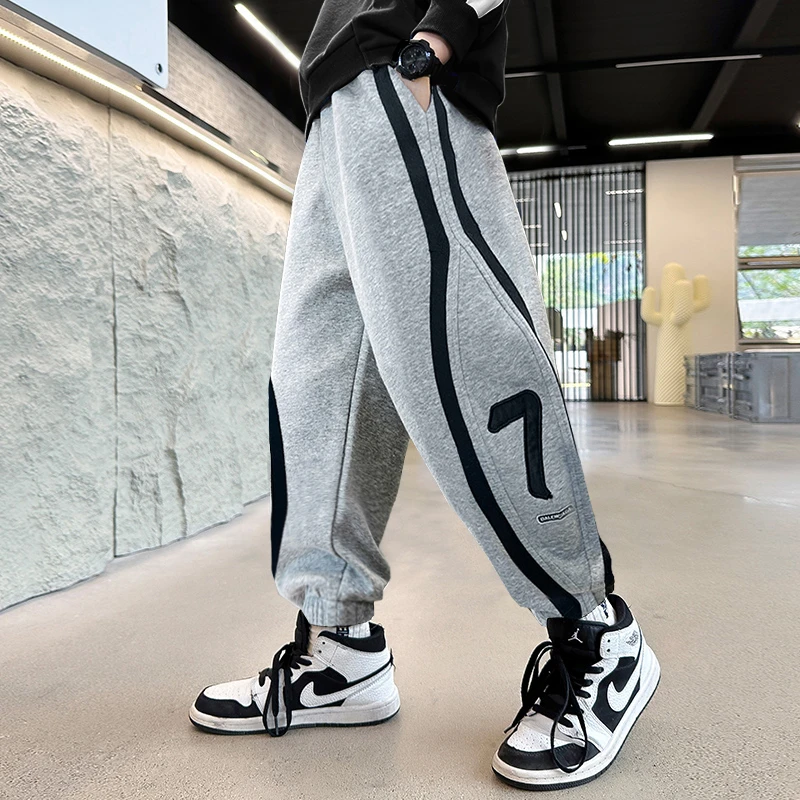 男童裤子秋装宽松束脚裤2024新款中大童秋季男孩运动春秋卫裤炸街