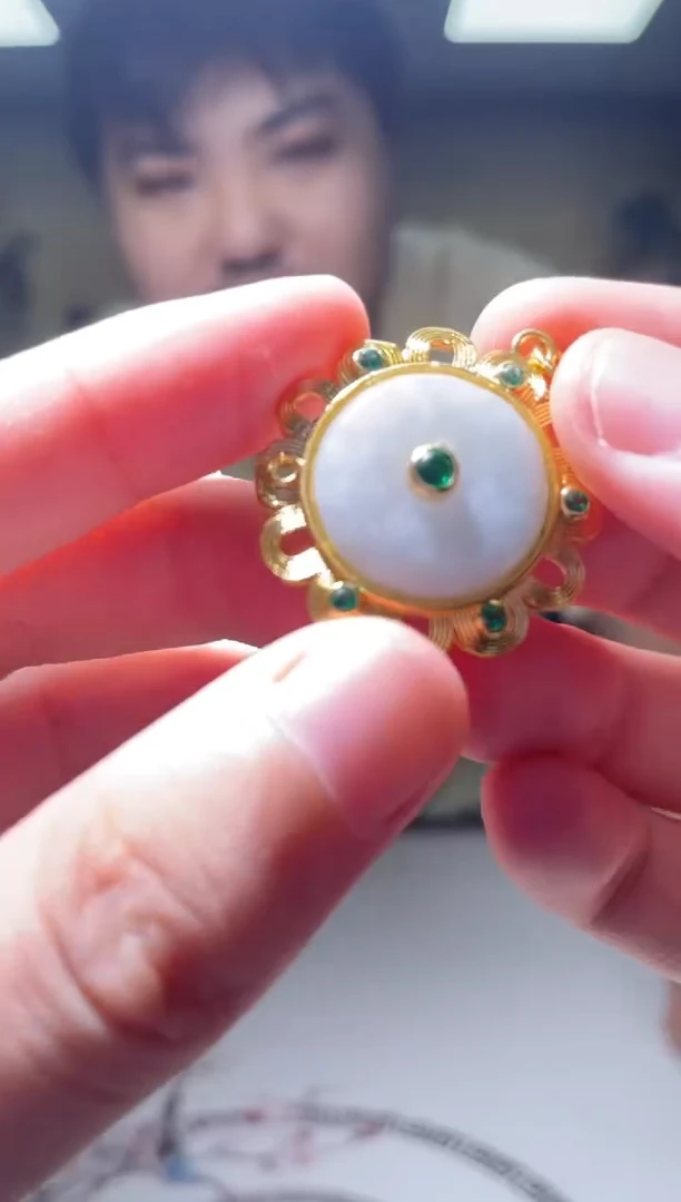 【闪购商品】翡翠吊坠14K金镶嵌 H00004418多样性发货只发其一