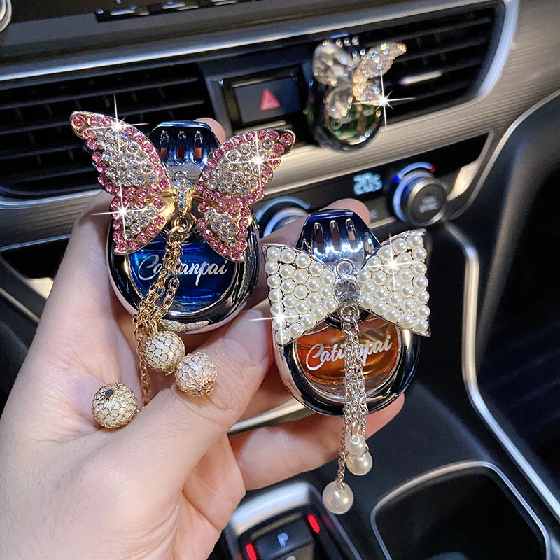 车载香水汽车空调出风口香薰持久淡香网红女神款车内装饰用品大全