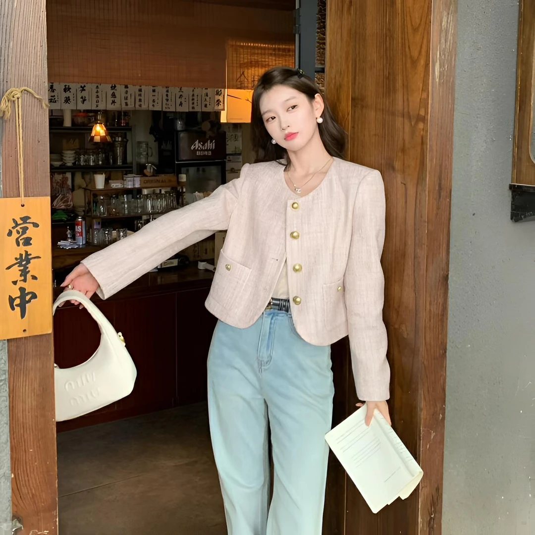 今年流行小香风粉色外套女秋冬高级感小个子韩系富家千金短款上衣