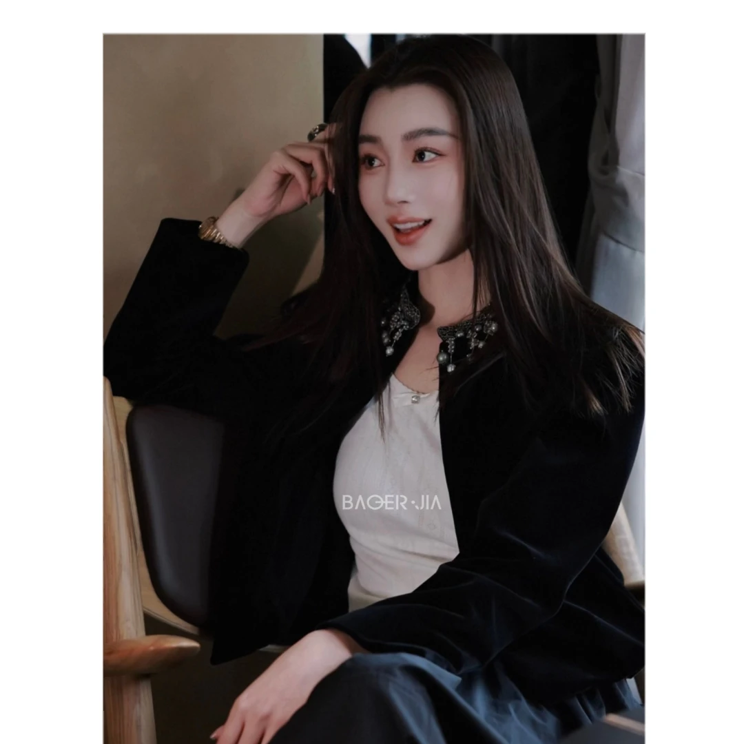 10-【秀场风】宝儿家含幂BA109024412冬季法式宫廷风珠领丝绒短外套