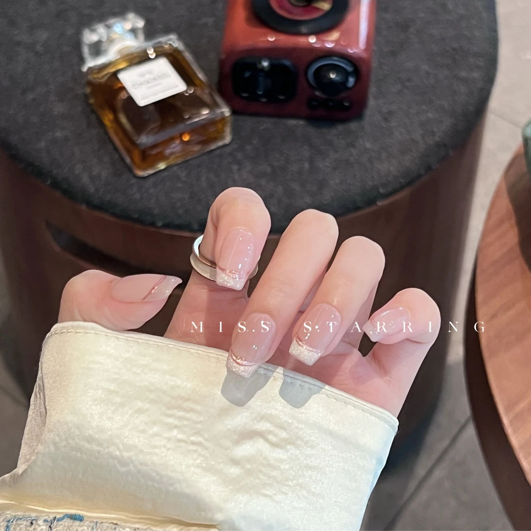 【素颜】主角小姐纯手工设计穿戴甲 指尖法式简约温柔超级显白