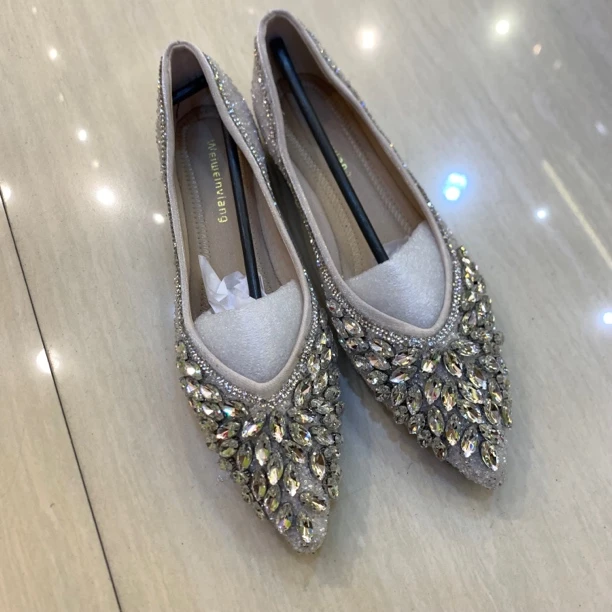 尖头单鞋气质手工鞋银色平跟休闲浅口时尚百搭低跟女士平底鞋鞋子