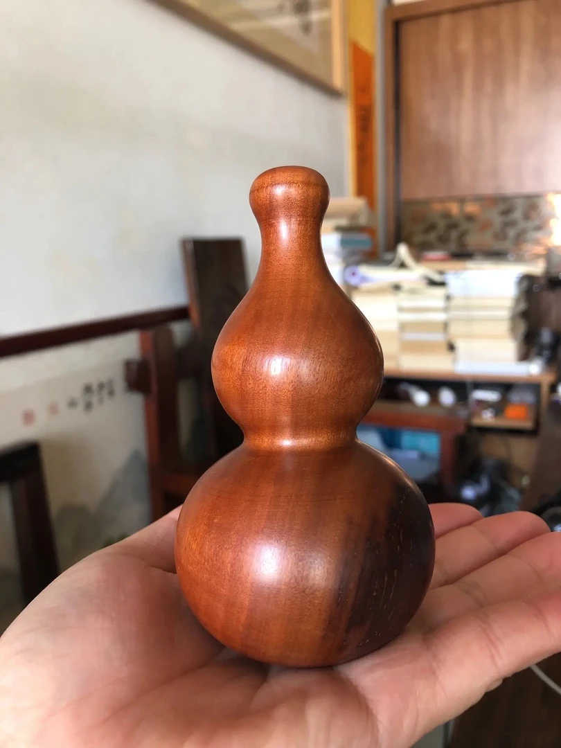 雷击枣木葫芦手把件7厘米✖️11厘米