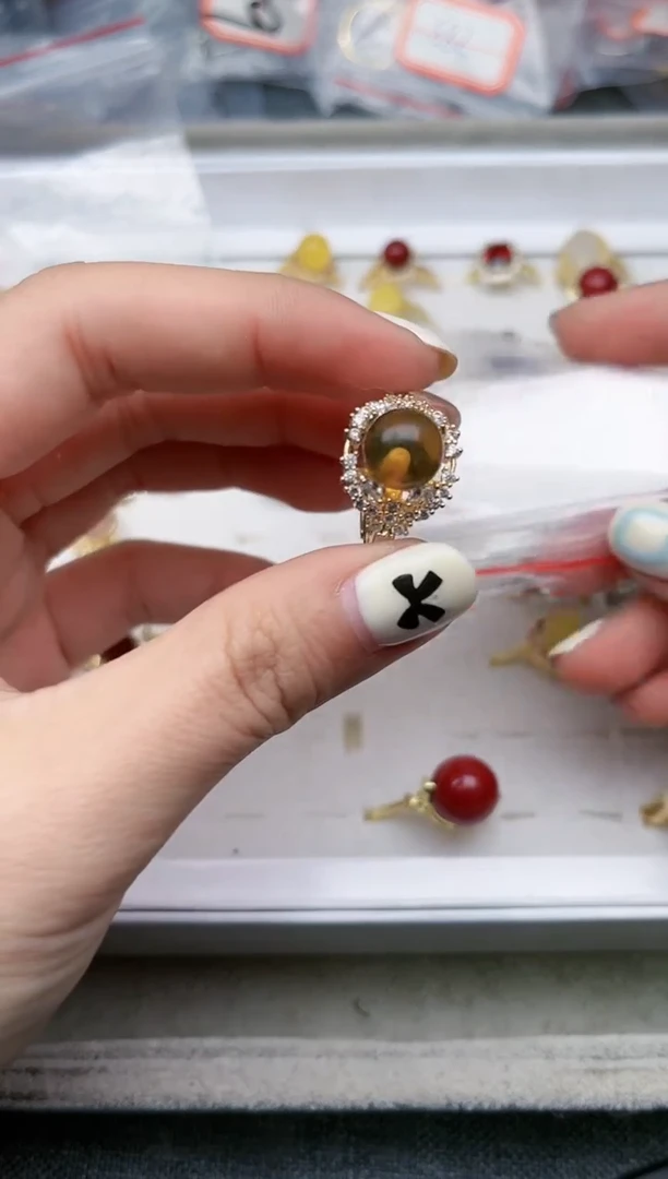 【闪购商品】琥珀戒指未镶嵌多样性发拍一发一