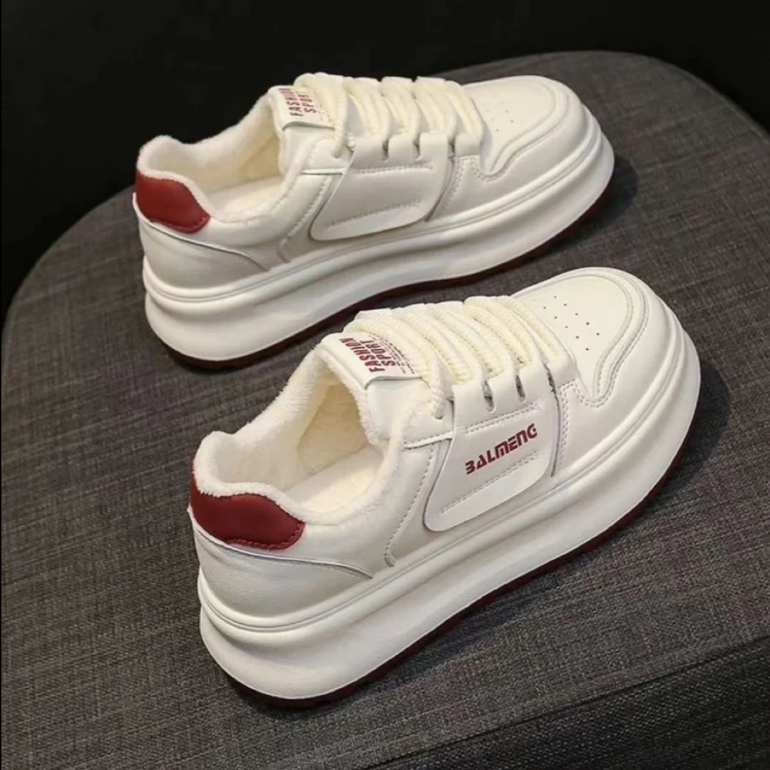 2024秋冬加绒休闲小白鞋百搭舒适鞋子女学生网红休闲鞋S9998