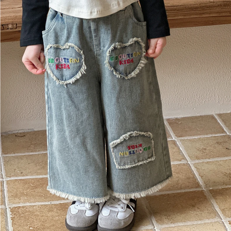 女童裤子2024春秋新款牛仔裤女宝宝韩版刺绣休闲阔腿裤
