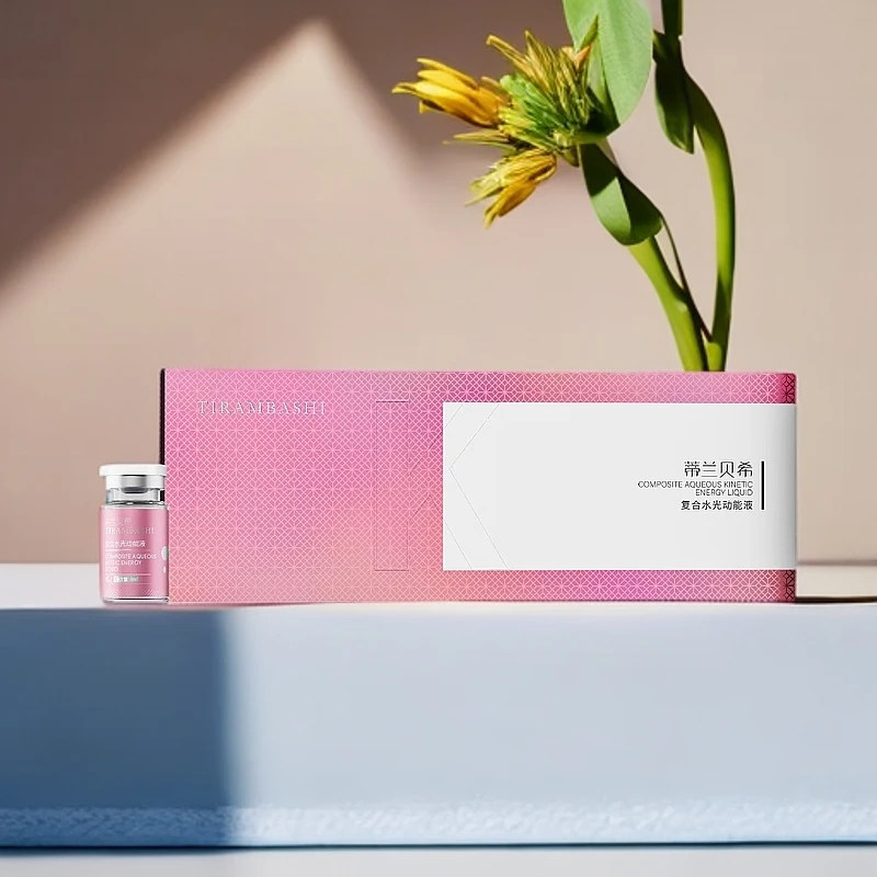 女神滋养补水成分的护肤水润修护复合水光动能液多效美肤组合