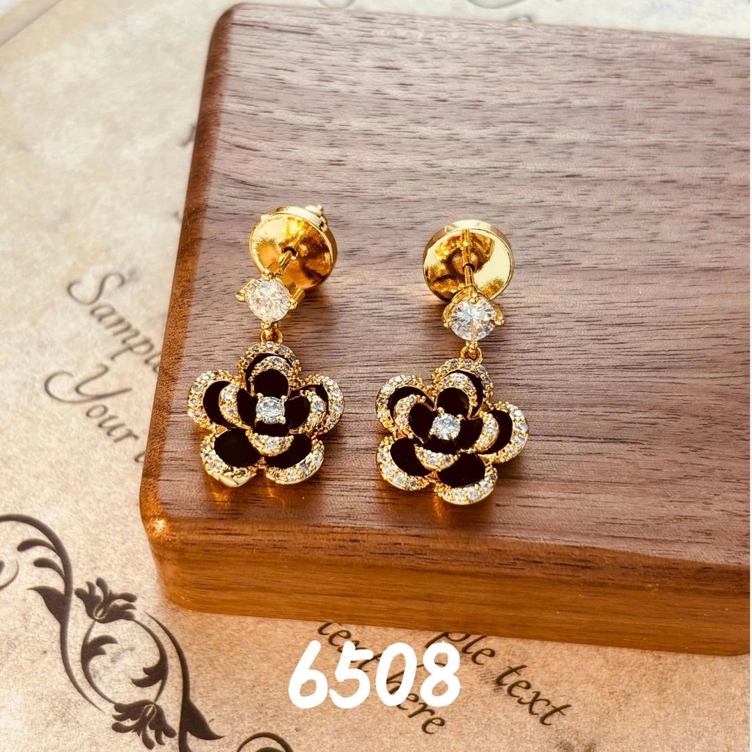 铜合金耳饰 经典时尚百搭通勤925银针耳饰~6508