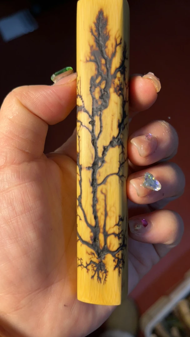 雷击⚡️实心玉竹手把件