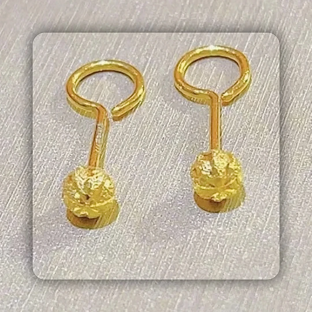 B 足金999泡泡喷沙工艺耳钉 女款时尚百搭