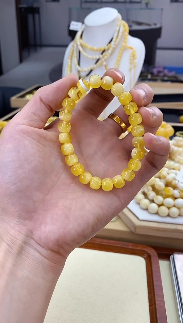 【闪购商品】琥珀裸石未镶嵌福利手串 362