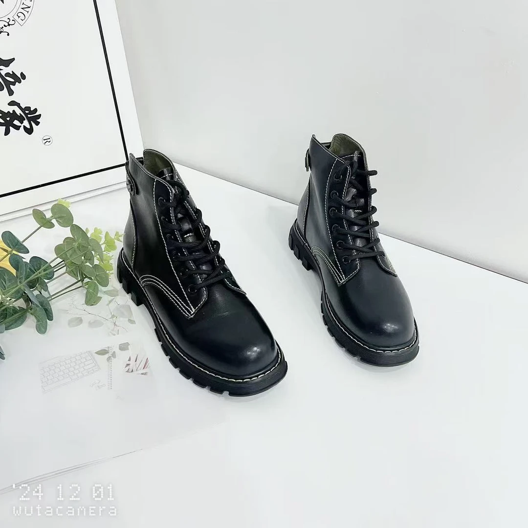 50801A 冬季新款时尚休闲百搭厚底英伦风韩版马丁靴