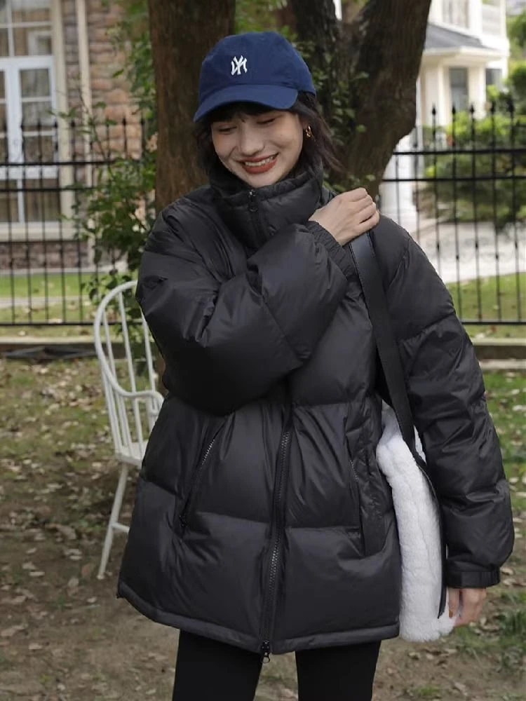 雪中飞羽绒服黑色羽绒羽绒服女短款2023秋冬季新款宽松小个子