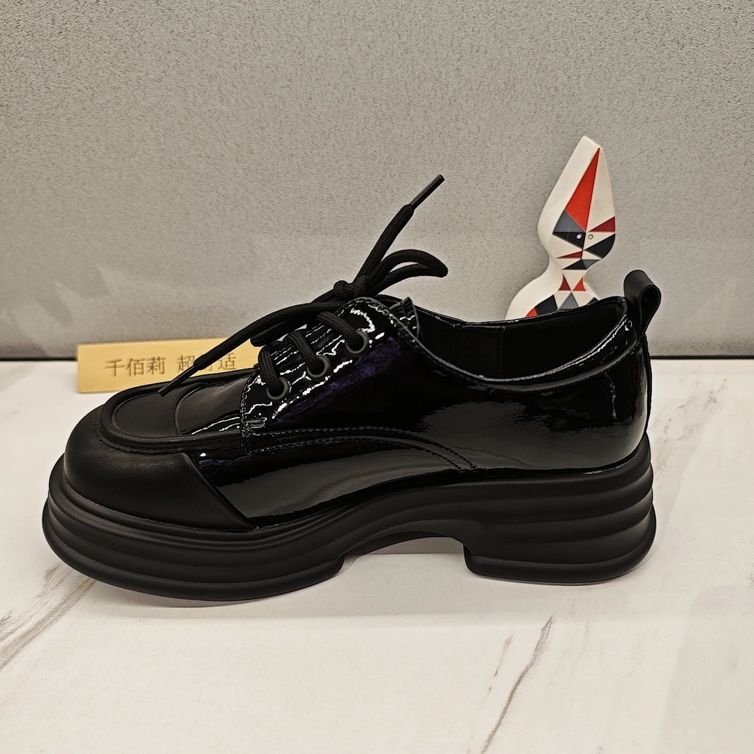 Qin&beale/千佰莉正品秋季舒适亮皮乐福鞋（1012）