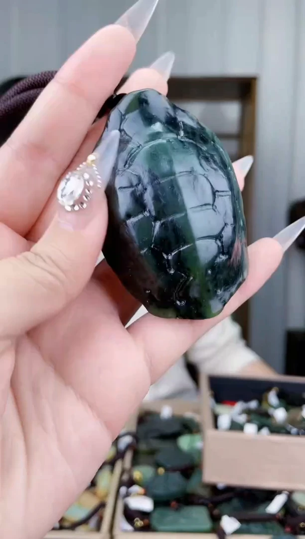 【闪购商品】和田玉挂件未镶嵌拍一发一，多样性发货！