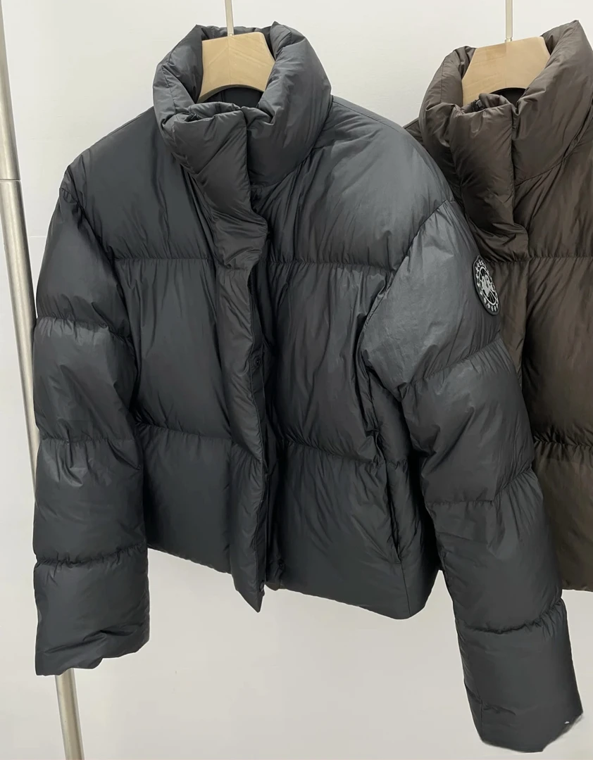 24新款面包羽绒服B68101Y550时尚休闲短款宽松百搭保暖立领冬季