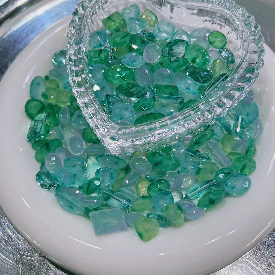 【堪比华子系列】绿玉飘花 超闪 纯梧州料人造玻璃水晶 DIY美甲钻