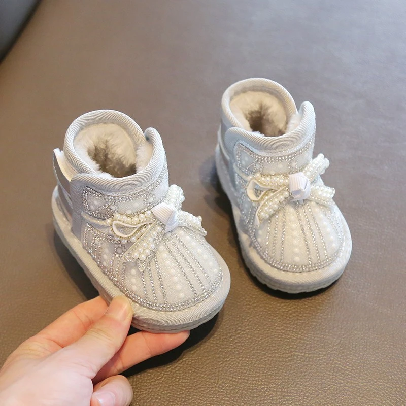 15-27码女童雪地靴女宝宝公主短靴加绒保暖小靴子防滑软底舒适