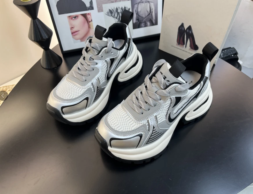 厚底老爹鞋女2024春季新款复古炸街增高银色赵露思同款休闲运动鞋