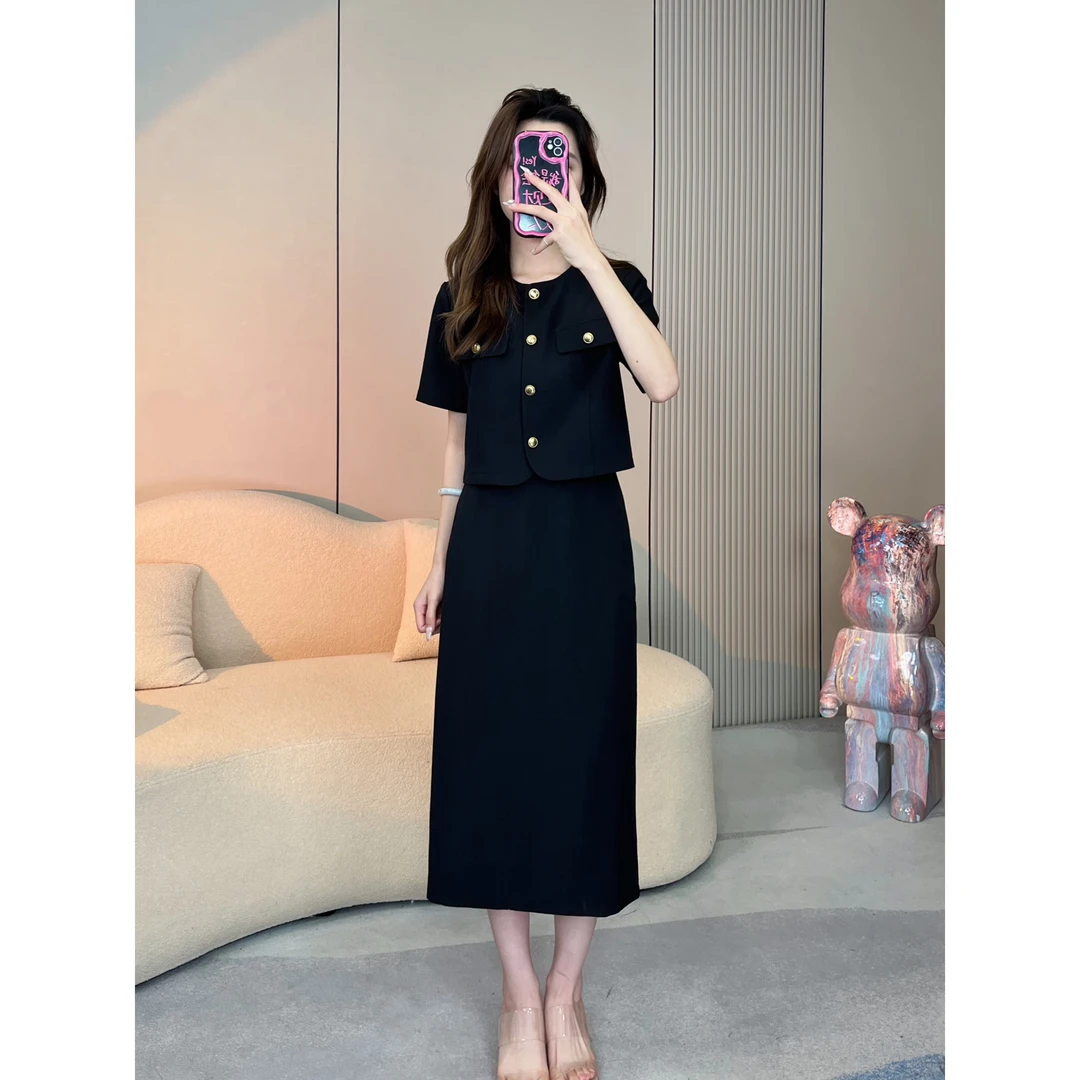 X'XIAO 时尚设计感两件套轻奢气质短袖套装 3583