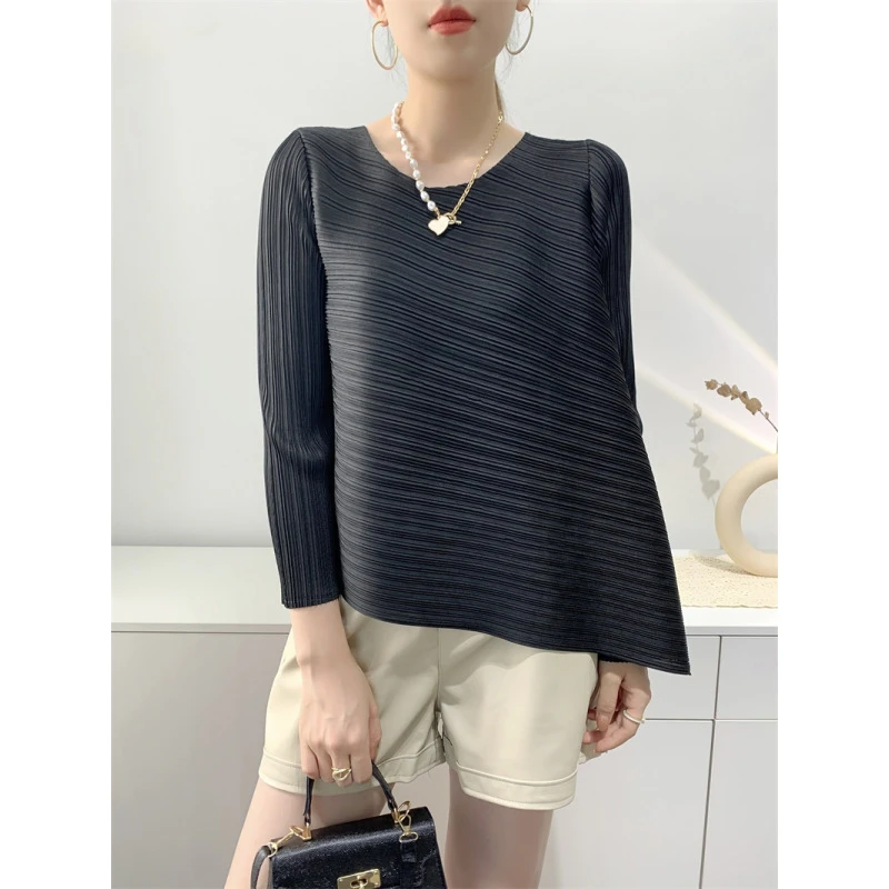 2024秋季上衣女褶皱休闲风压褶T恤不规则九分袖基础款圆领百搭