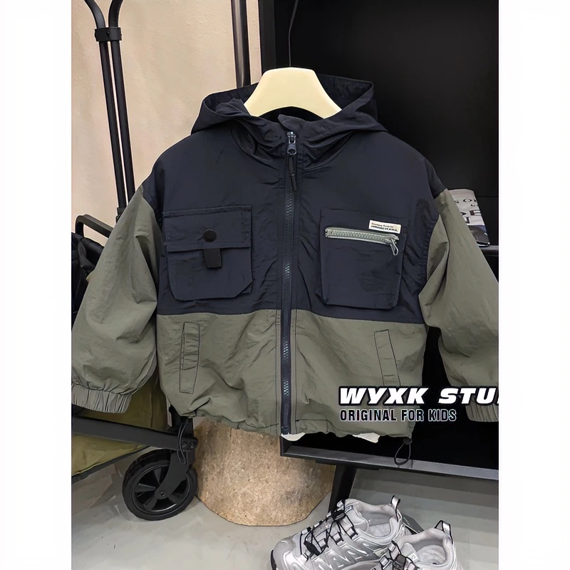 男童外套宝宝拼接冲锋衣2025春秋新款连帽工装风衣中小儿童帅气潮