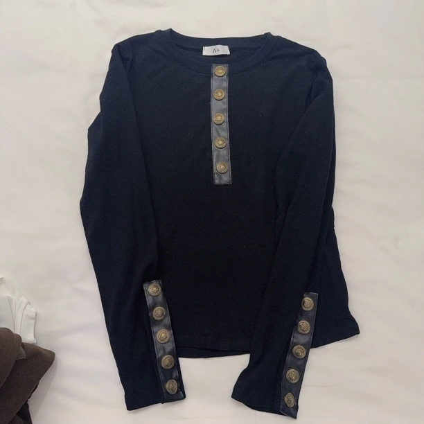 【金属钉扣设计长袖】7139修身显瘦长袖小香风气质高领重工休闲时尚