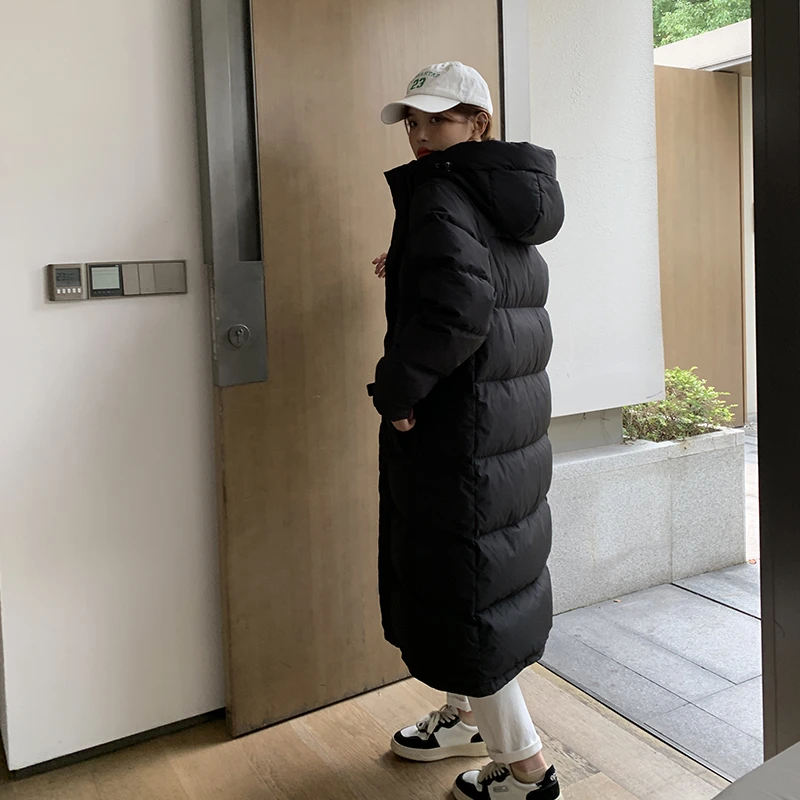 长款羽绒服女超长款过膝加厚2023新款韩版宽松白鸭绒男女外套冬季
