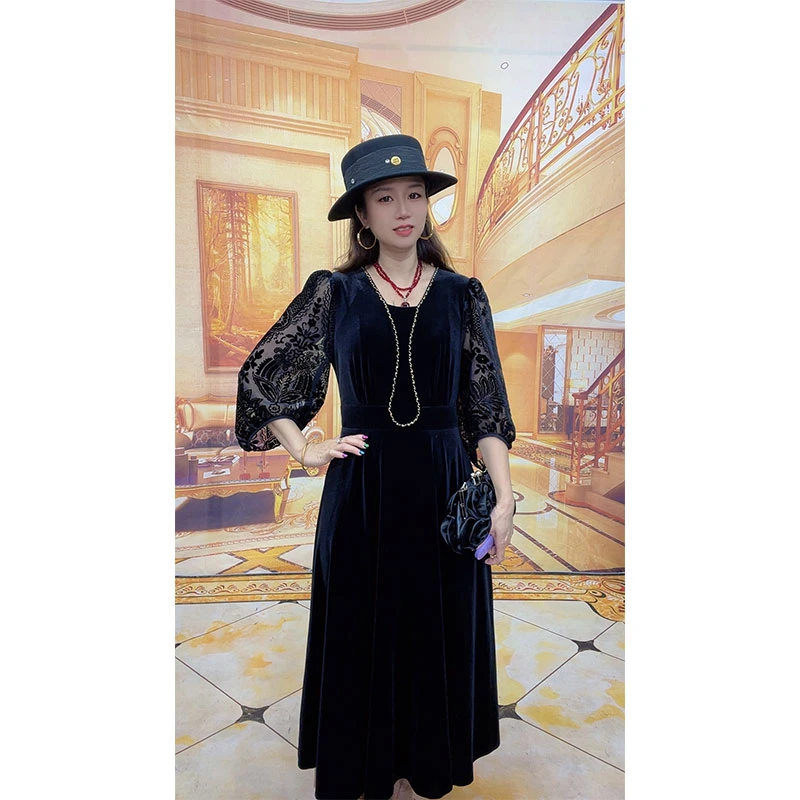 2401冬季新款加肥大码女装显瘦连衣裙丝绒裙子时尚百搭