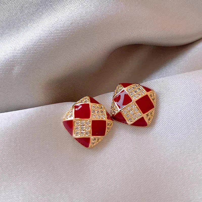 锌合金耳饰 法式棋盘格小众女轻奢高级感气质耳环红色格子独特耳