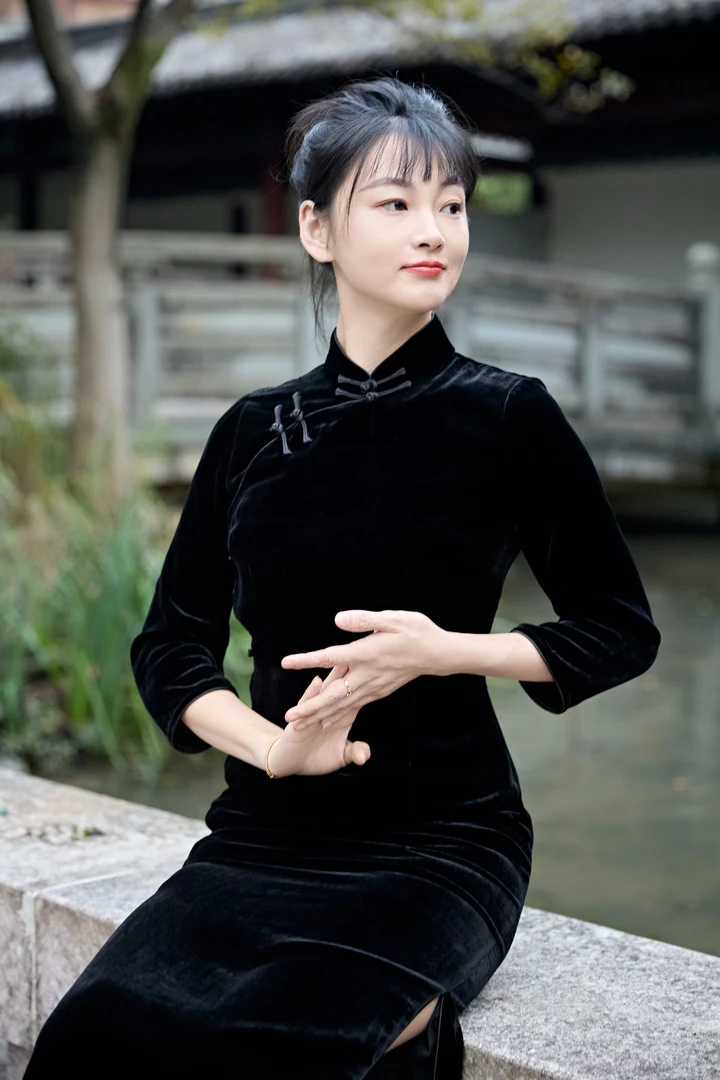 姜姜【桑蚕丝丝绒】纯手工古法中国风七分袖新中式气质复古旗袍