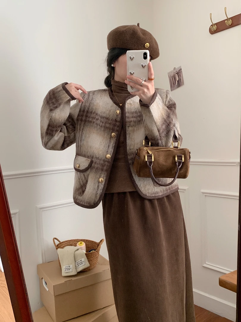 设计感小香风格子毛呢外套2023秋冬新款韩版女装加厚短外套上衣女
