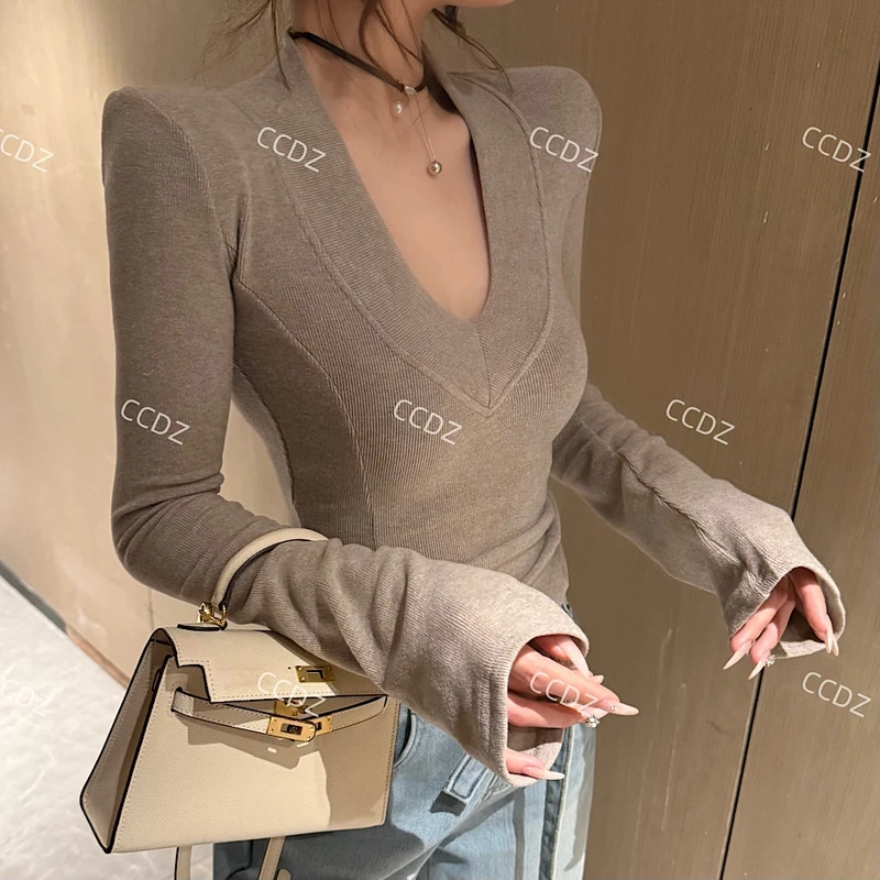 【CCDZ】秋冬新款时尚百搭设计感双面绒深V领上衣女