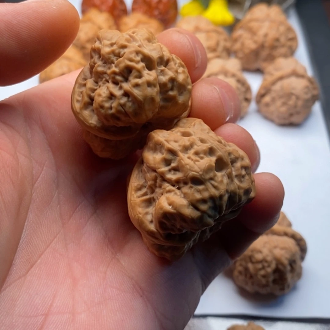 【闪购商品】桃核吊坠弓*