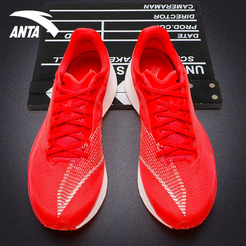 安踏C202跑鞋5代专业马拉松碳板竞速训练减震运动鞋男112435563S