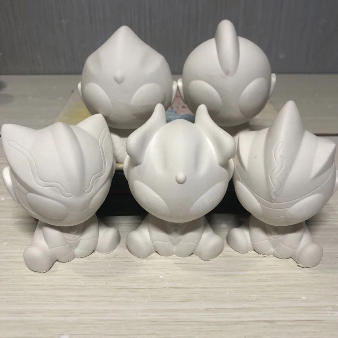 新品Q版奥特曼石膏娃娃涂色白胚儿童手工创意diy彩绘 地摊玩具