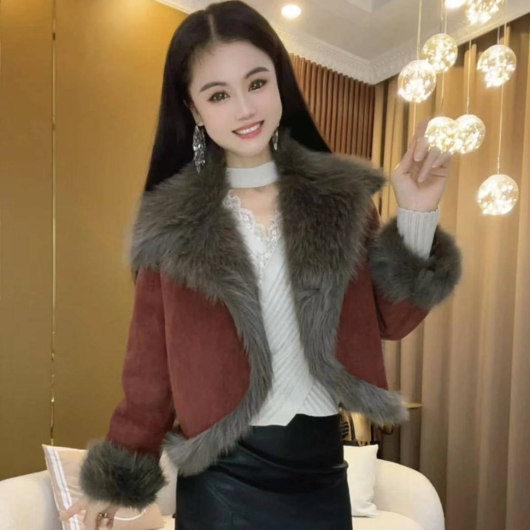 2024高级感大翻领皮毛一体外套女冬季新款设计感加厚毛茸茸上衣潮