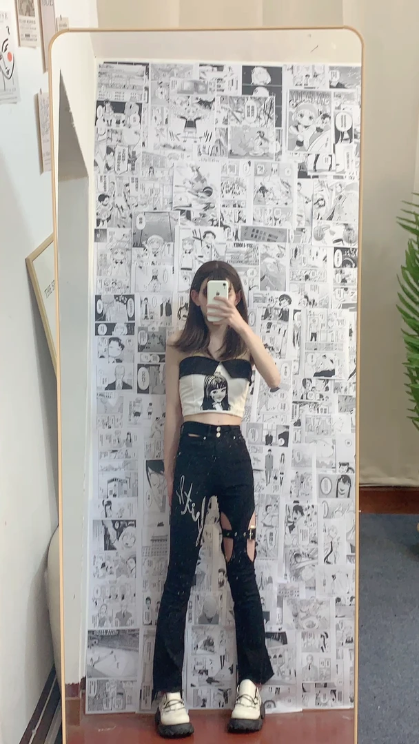 2023新款夏季收腰显瘦设计感小众镂空微喇叭按扣牛仔裤长裤女高腰