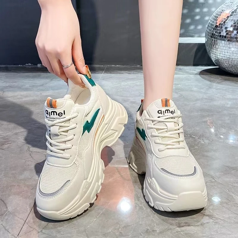 2024年显瘦新款时尚百搭内增高女鞋休闲运动老爹鞋休闲鞋