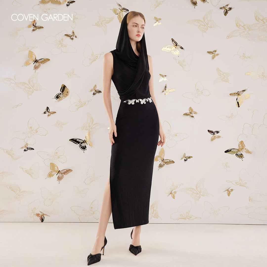 【哥文花园】扭转兜帽针织连衣裙 CLC3081028 COVEN GARDEN