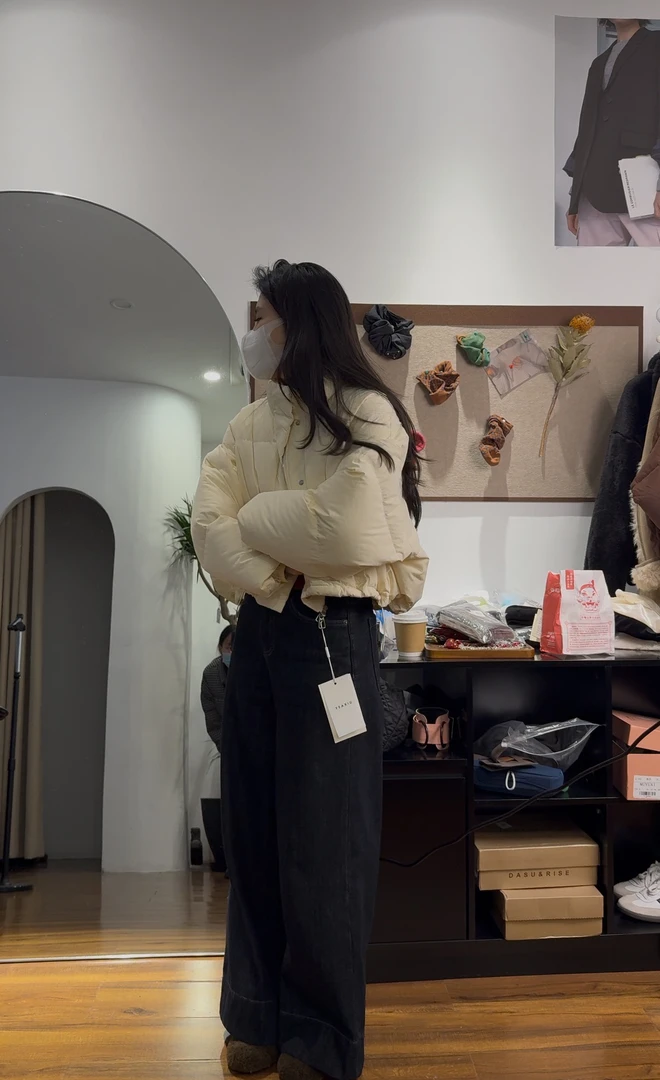 韩系简约90白鸭绒面包服百搭