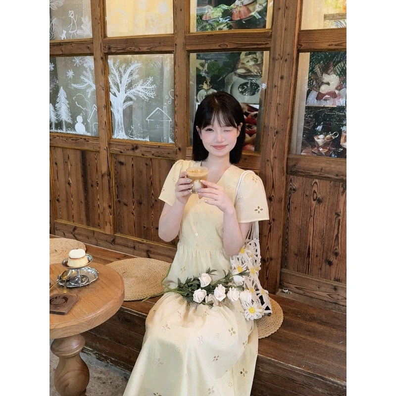 瞌睡兔定制【甜杏泡芙】气质夏季法式森系温柔小众V领连衣裙243670