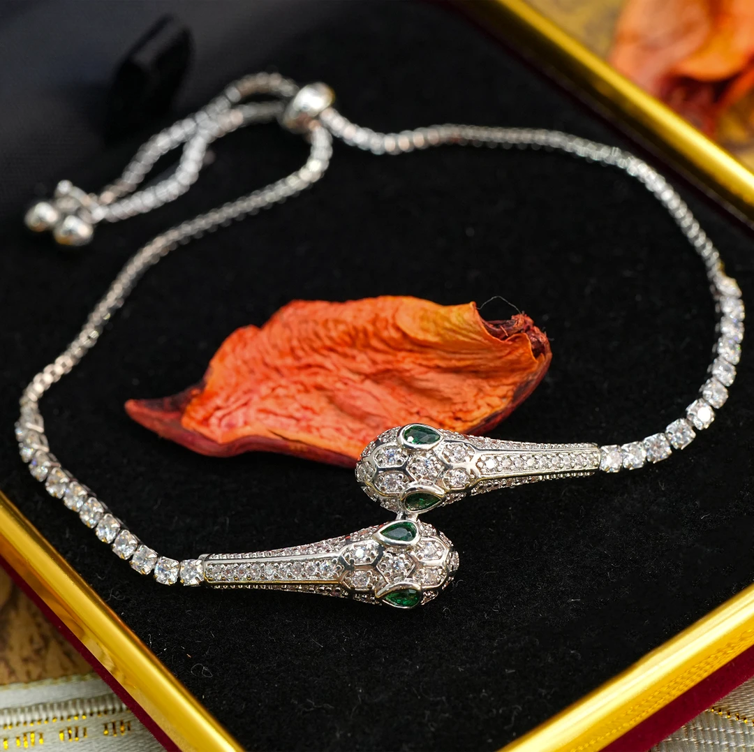 铜合金手链 LeLe 手链 轻奢满钻镶嵌小蛇抽拉式（主链：24 cm）4427