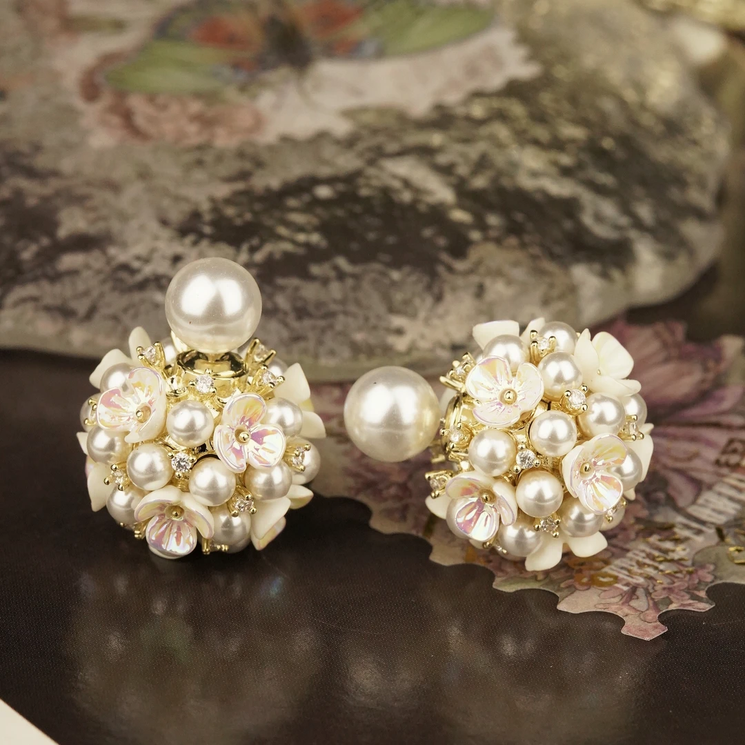 铜合金耳饰 LeLe 耳钉 繁花似锦 珠珠耳钉花朵复古法式 10024