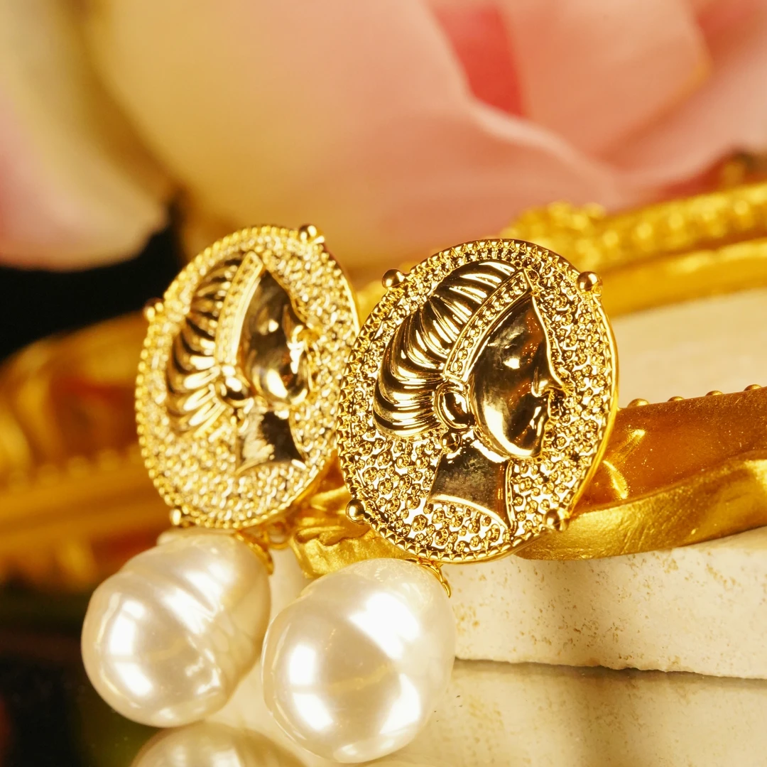 铜合金耳饰 LeLe 耳钉 法式复古时尚巴洛克珠珠人像元素 1385