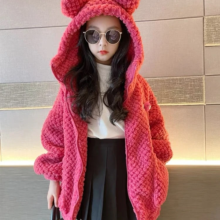 女童毛毛衣草莓熊