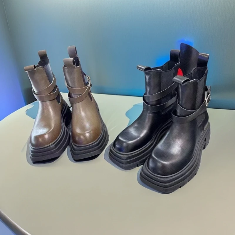 1302-D10-单里新款高帮靴子女粗跟小短靴欧货时尚马丁靴英伦风