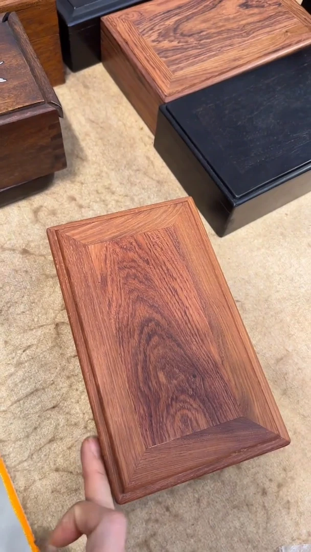 【闪购商品】木缅花素面机关盒